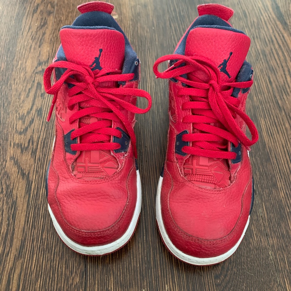Boys or girls Air Jordan’s
